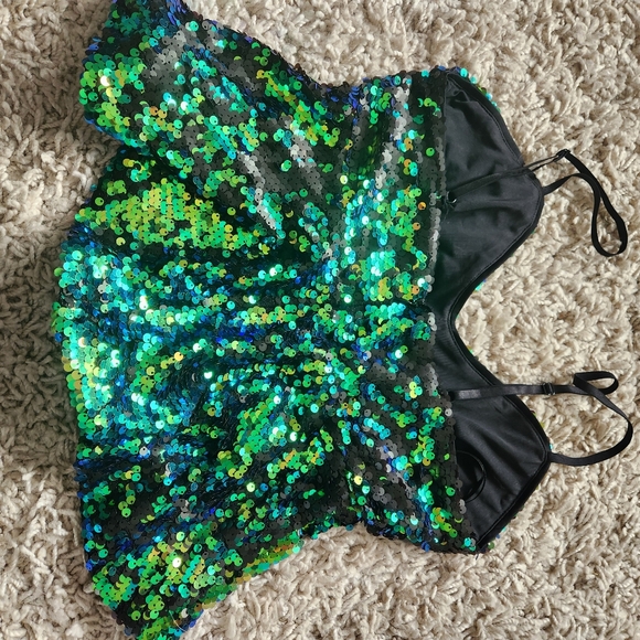 Guess Sequin Peplum Crop Top - Picture 2 of 3